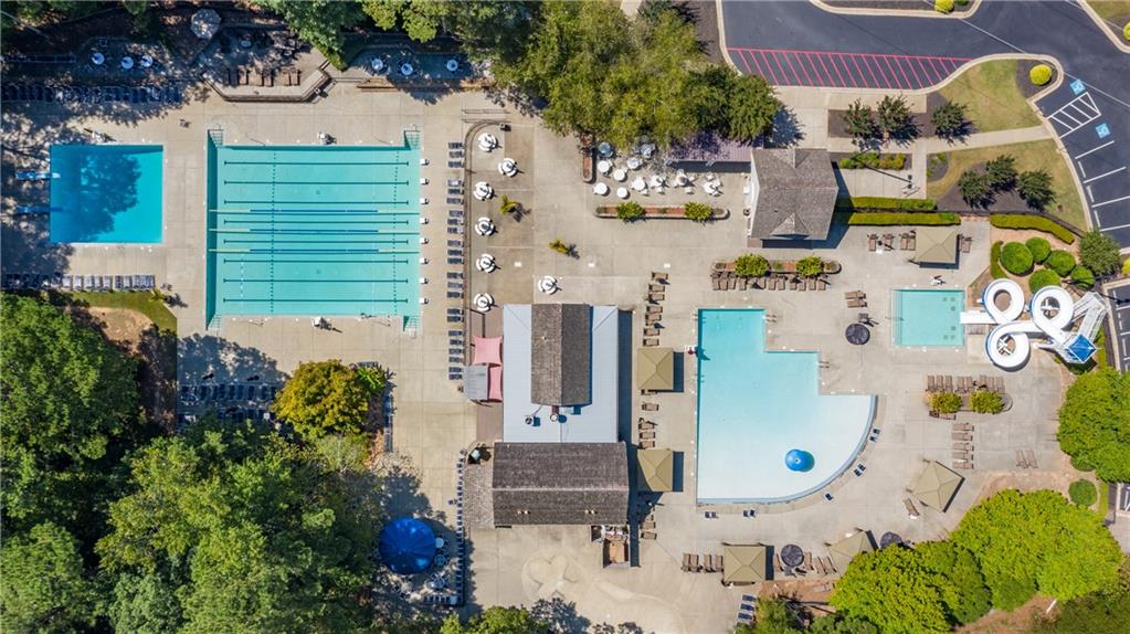 2090 Lake Windward Drive