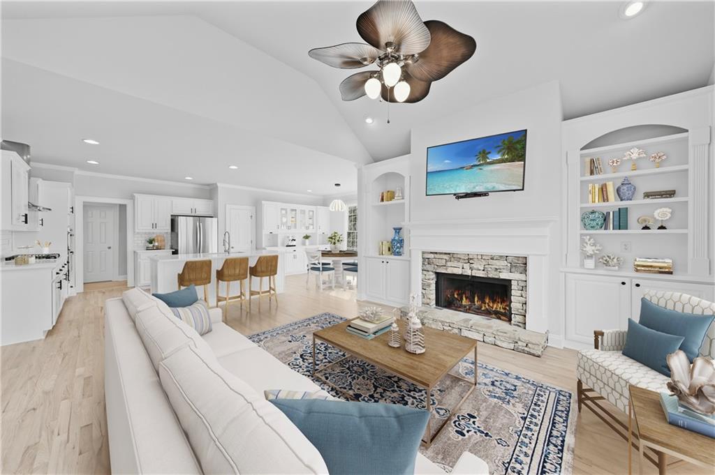 2090 Lake Windward Drive