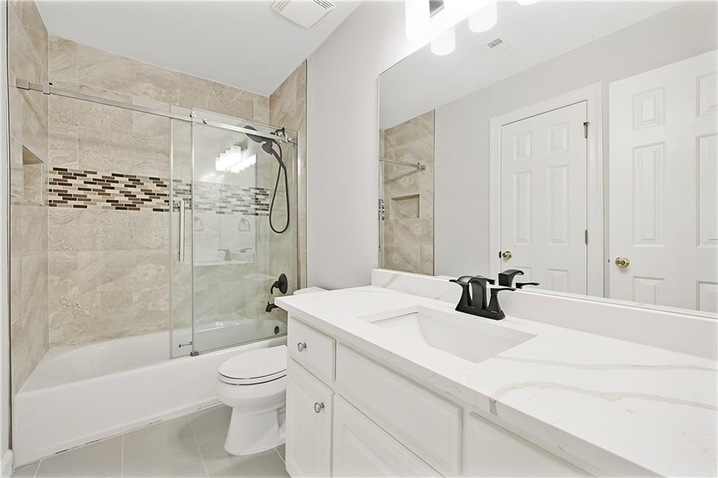 2090 Lake Windward Drive