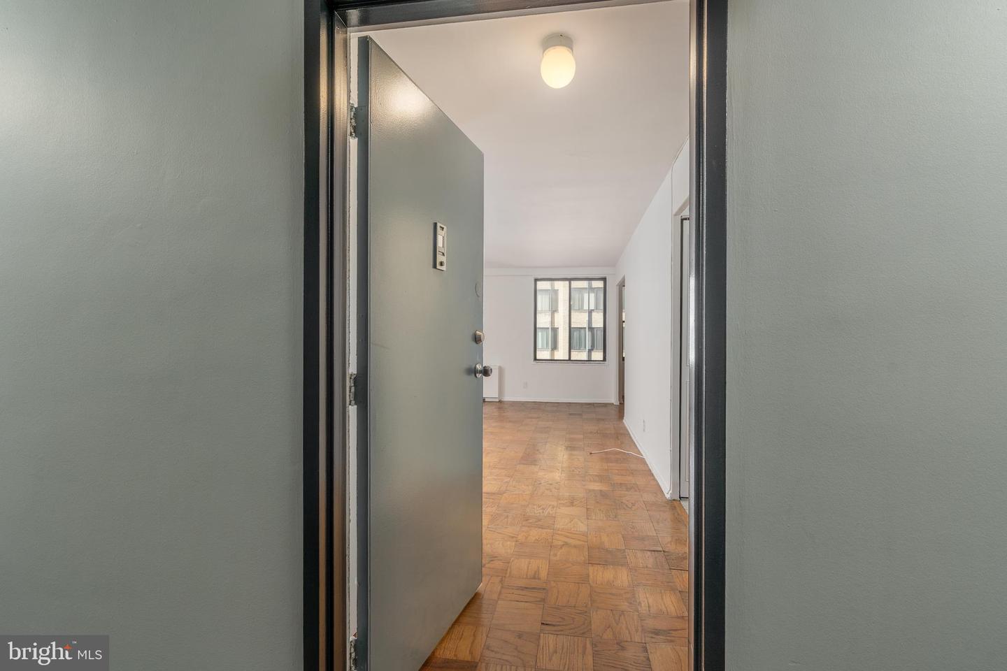 1420 N St NW #404