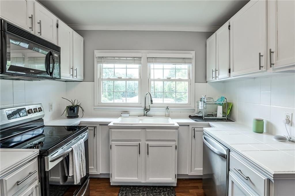 1770 Rockland Drive SE