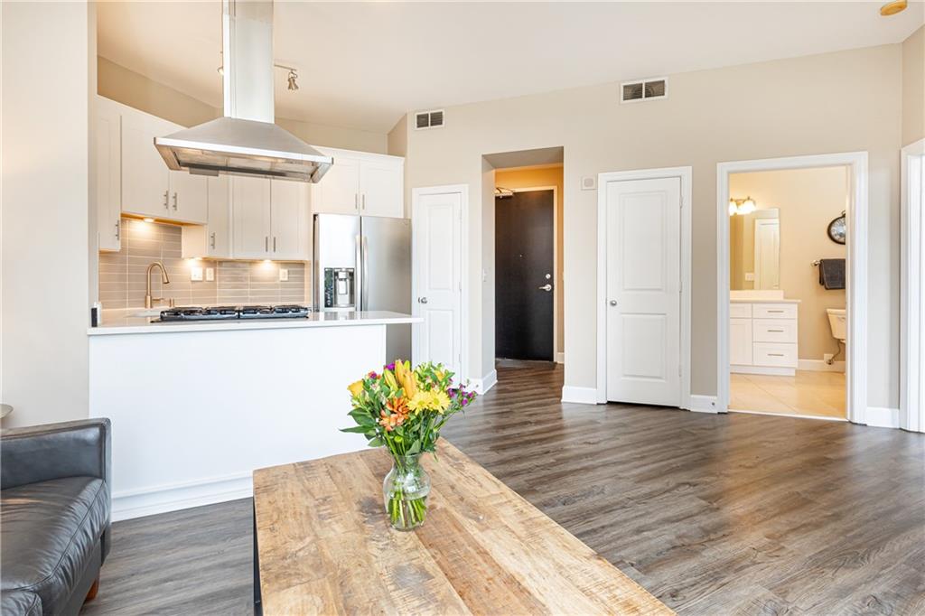 2626 Peachtree Road NW Unit 706