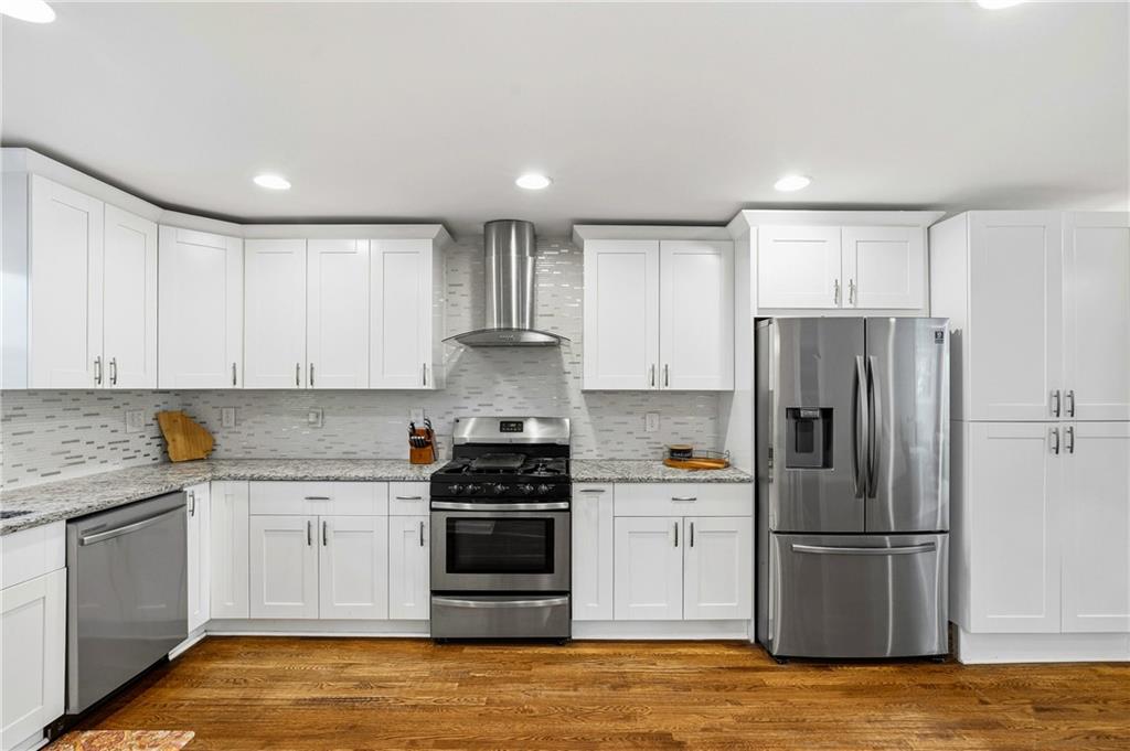 2670 Woodridge Drive