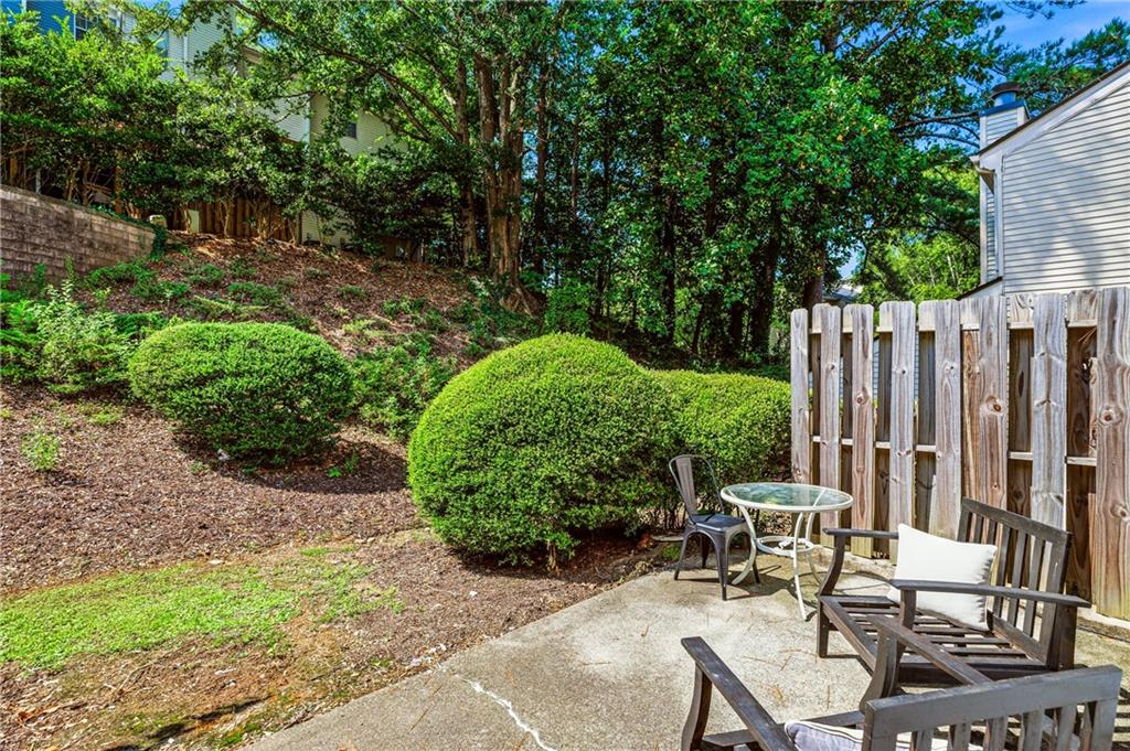 1008 Wedgewood Way