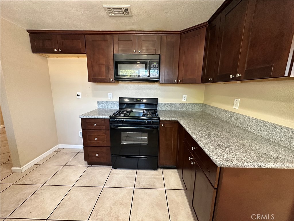 14331 Woodlark Lane