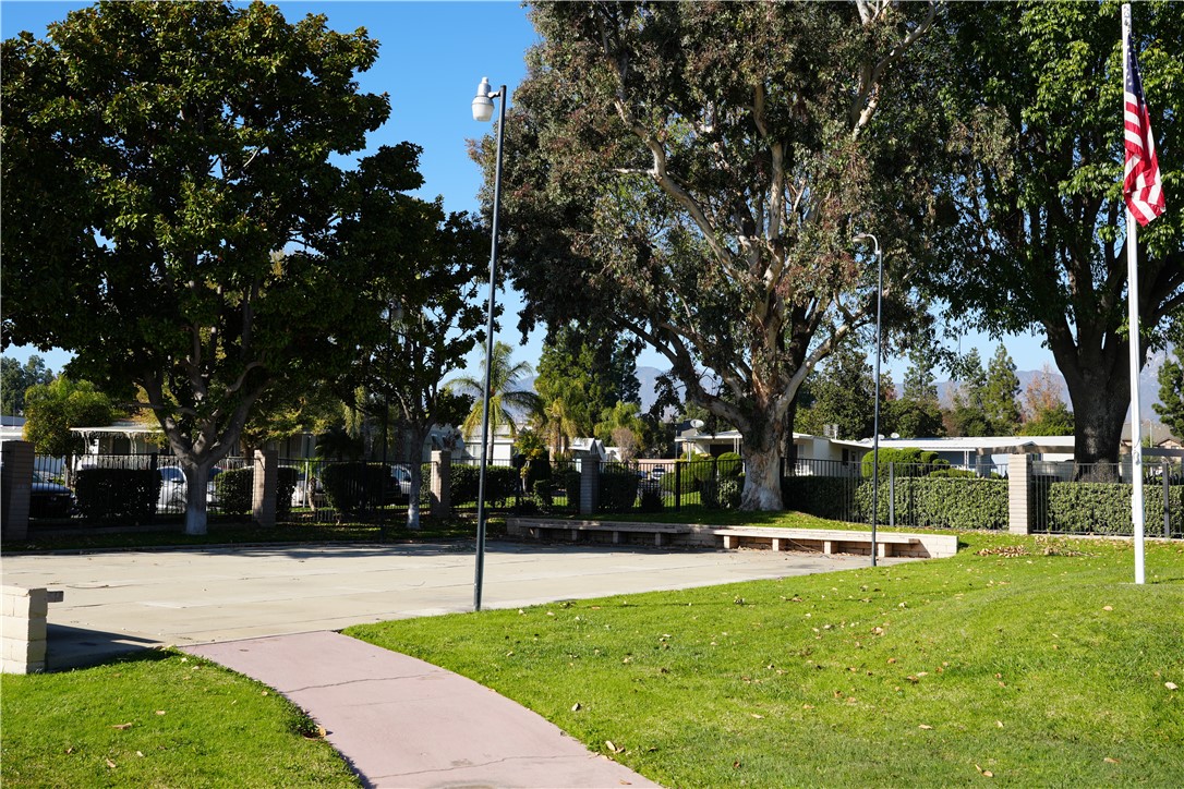 1350 San Bernardino Road 66