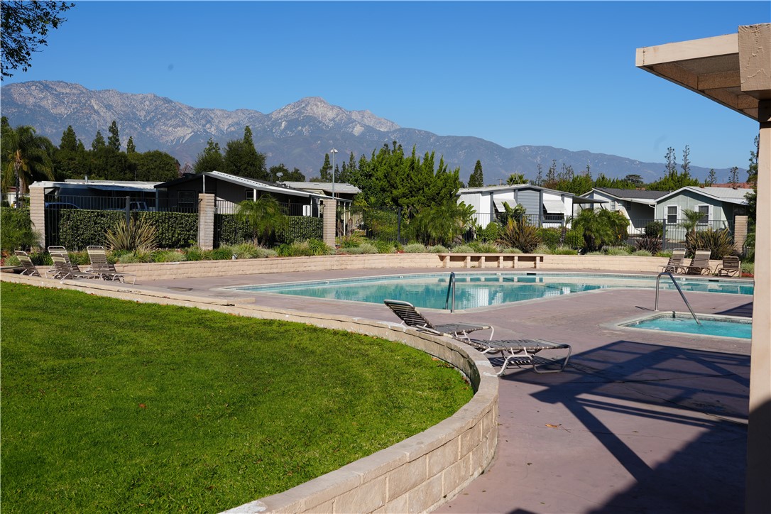 1350 San Bernardino Road 66