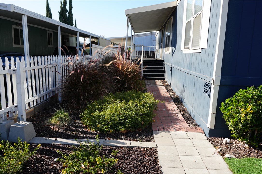 1350 San Bernardino Road 66