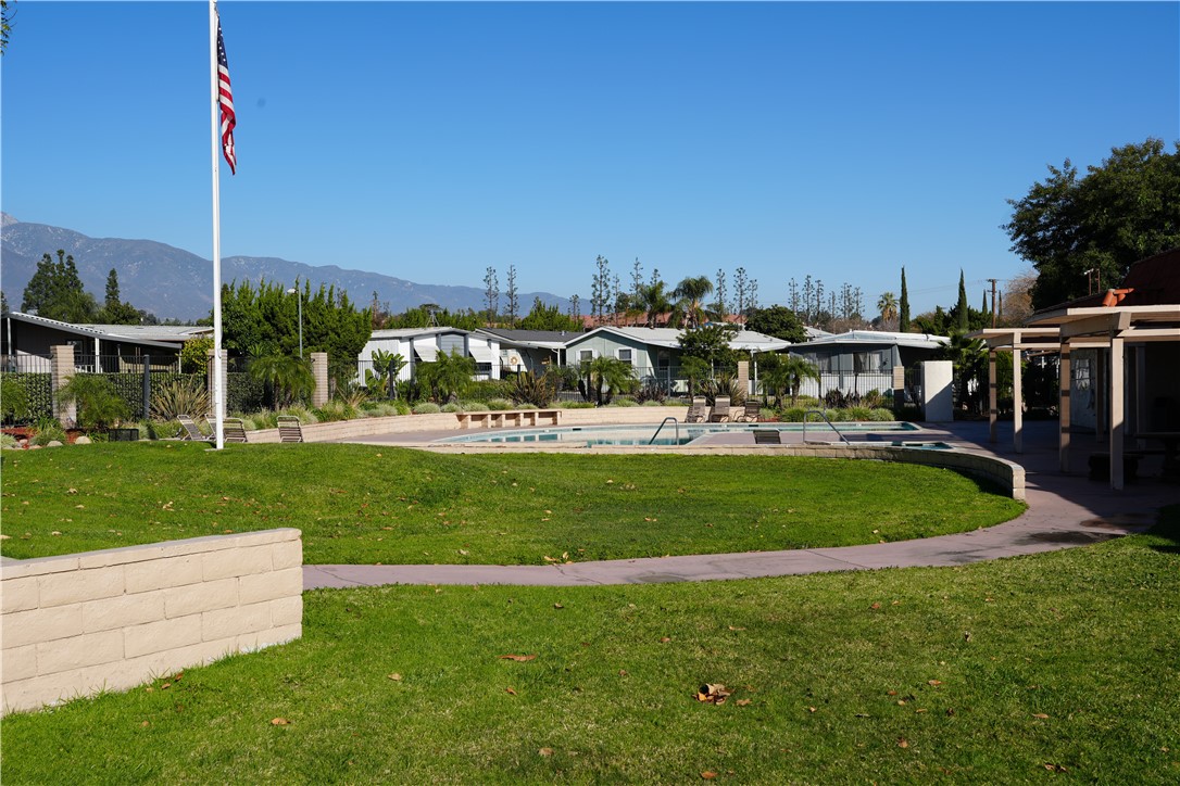 1350 San Bernardino Road 66