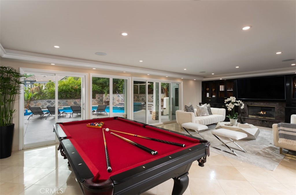 10282 Ambervale Lane