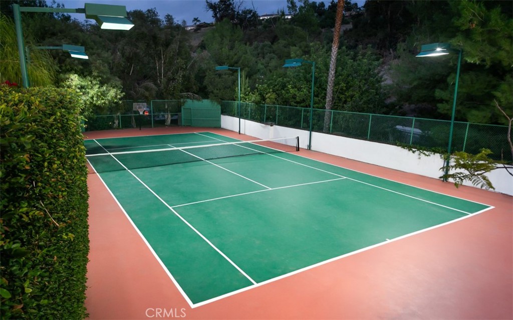 10282 Ambervale Lane