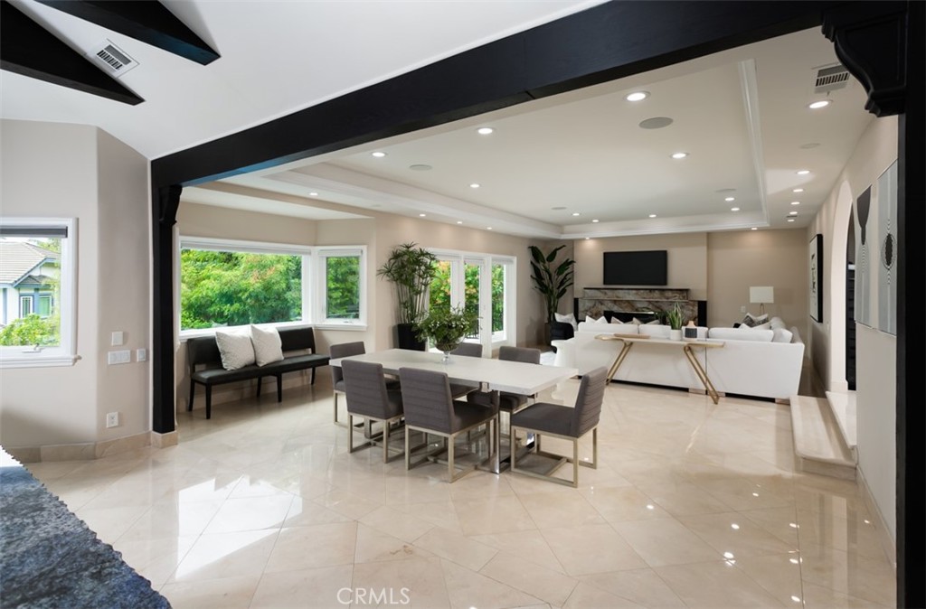 10282 Ambervale Lane