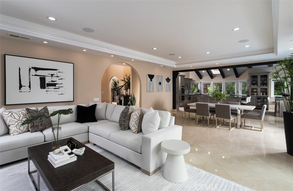 10282 Ambervale Lane