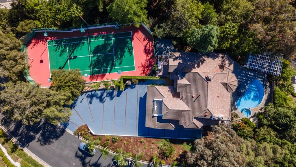 10282 Ambervale Lane