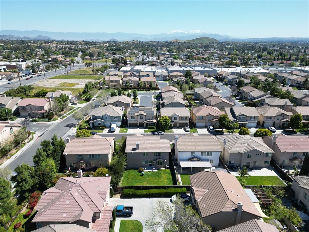 4802 Lakerun Court