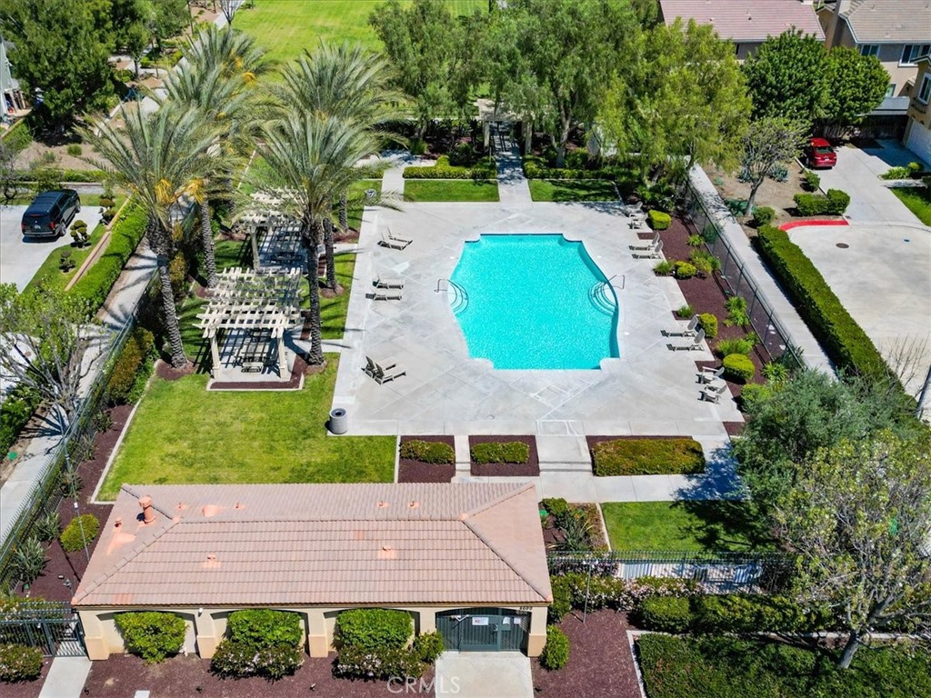 4802 Lakerun Court