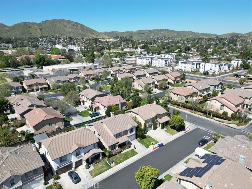 4802 Lakerun Court