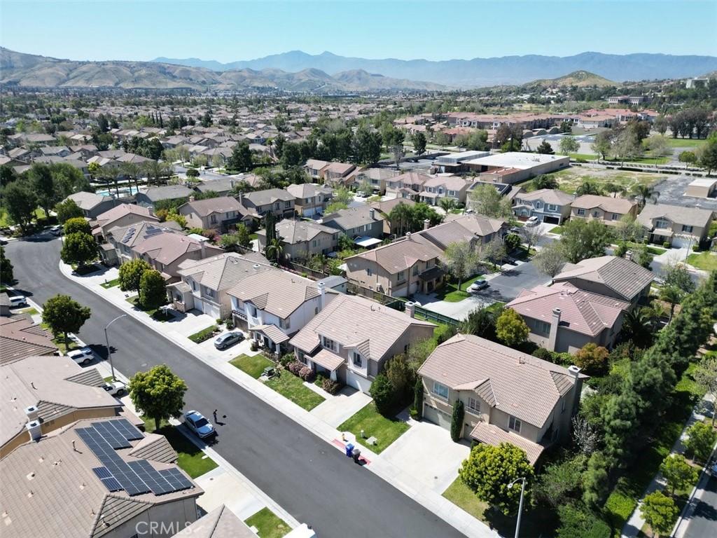 4802 Lakerun Court