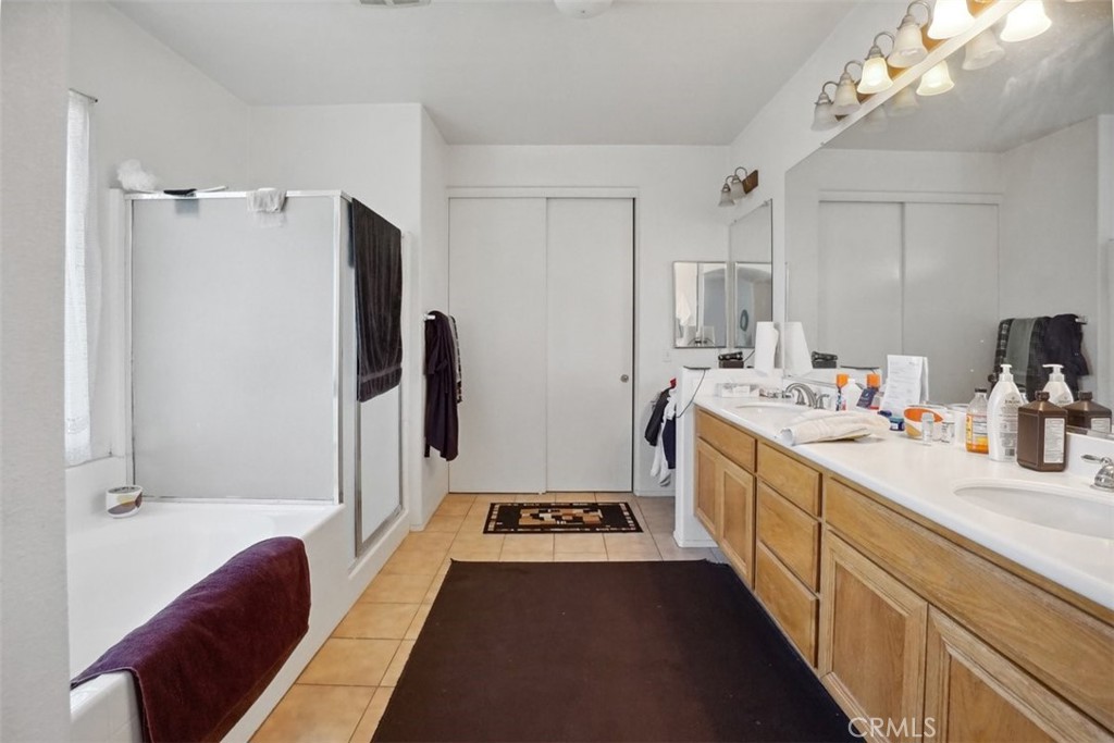 4802 Lakerun Court
