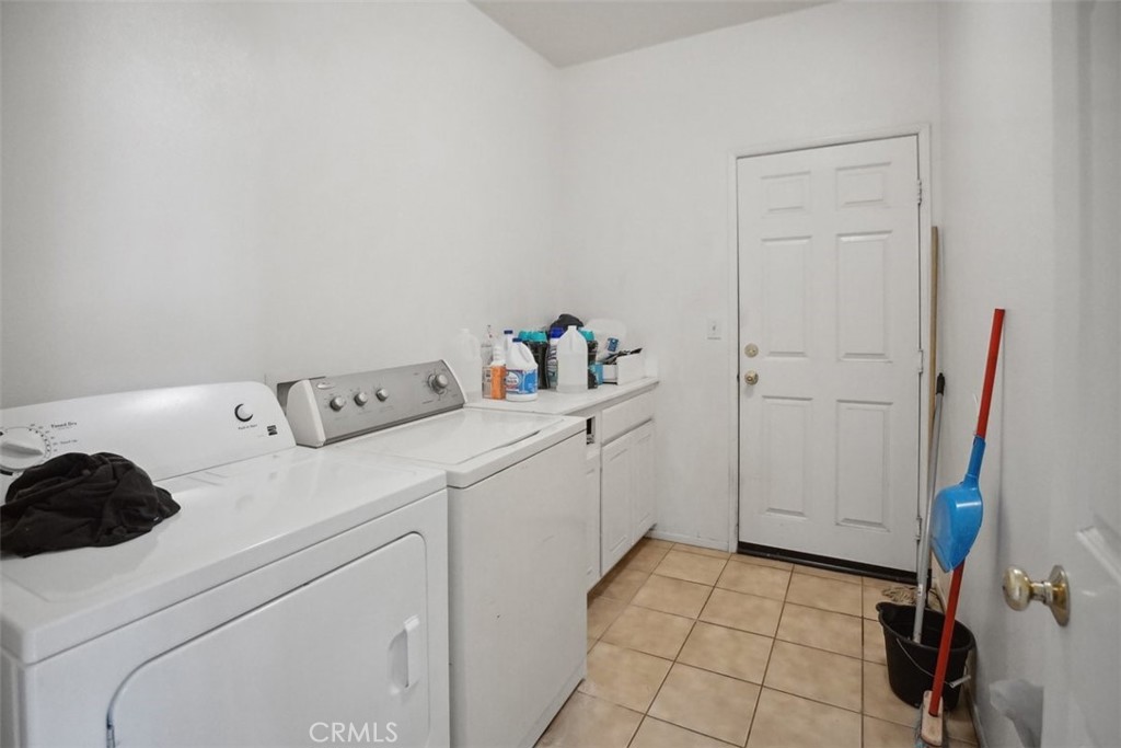 4802 Lakerun Court
