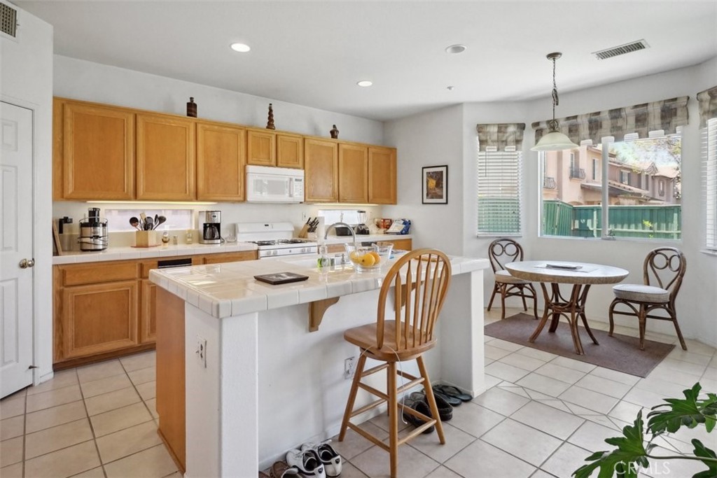 4802 Lakerun Court