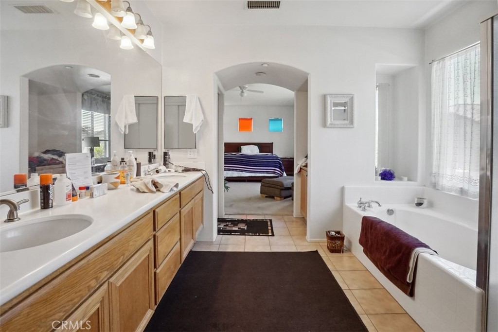 4802 Lakerun Court