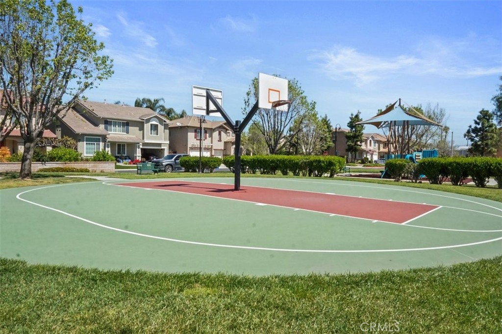 4802 Lakerun Court