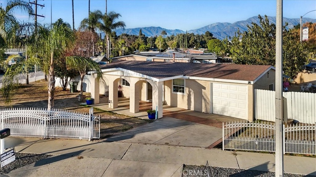 1106 W Flora Street