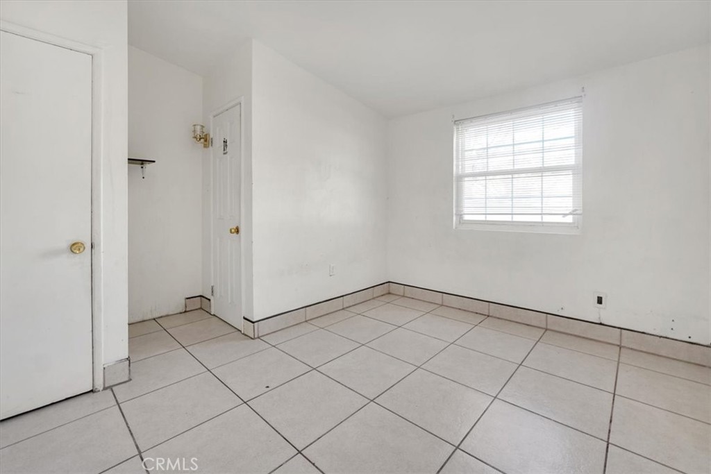 1106 W Flora Street
