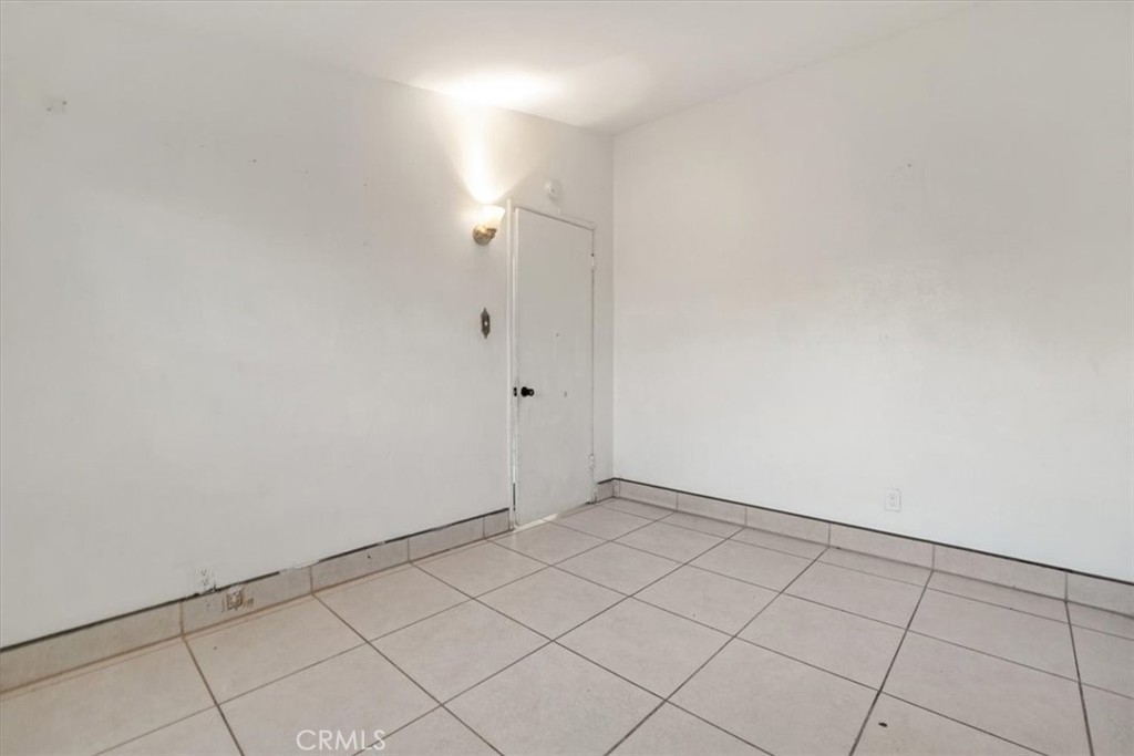 1106 W Flora Street
