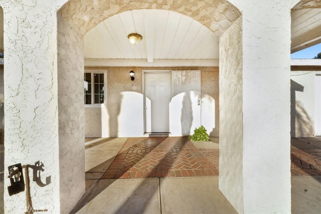 1106 W Flora Street