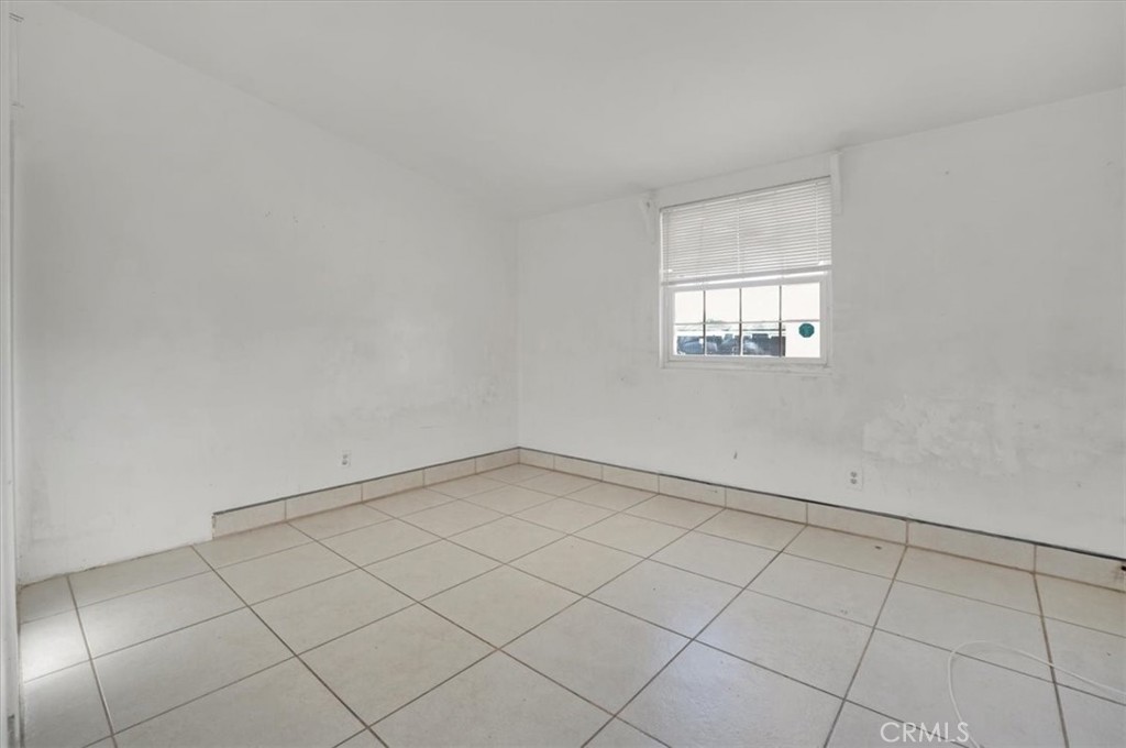 1106 W Flora Street
