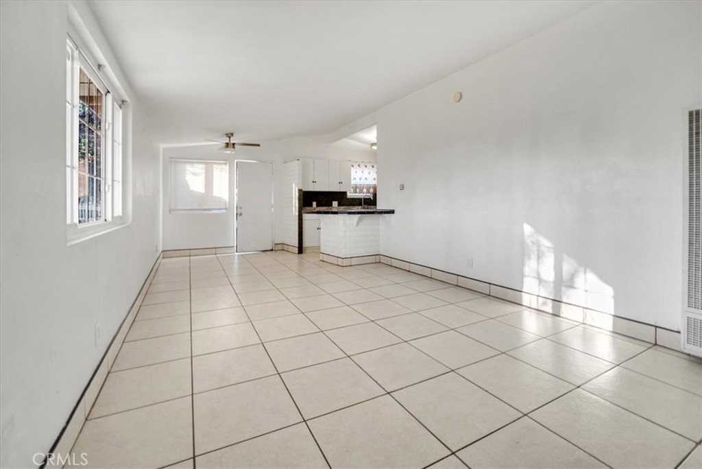 1106 W Flora Street