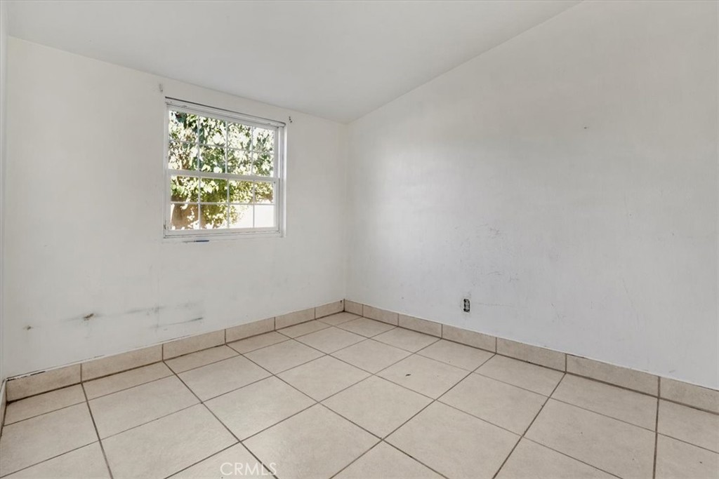 1106 W Flora Street
