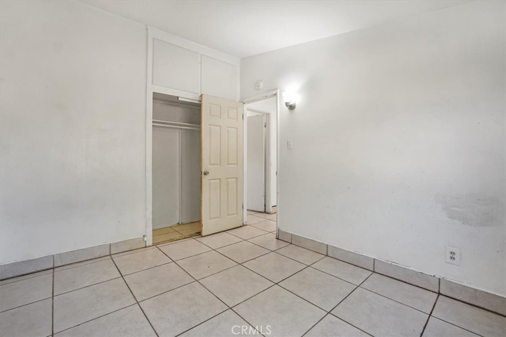1106 W Flora Street
