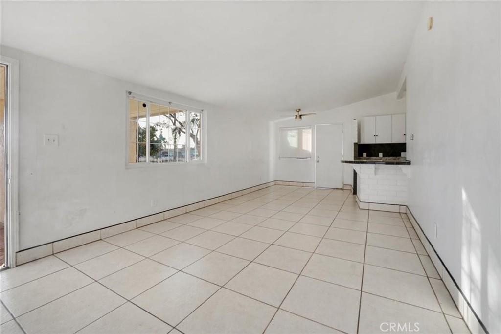 1106 W Flora Street