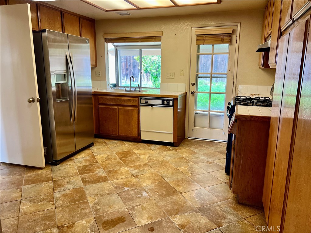 12089 Ponce De Leon Drive