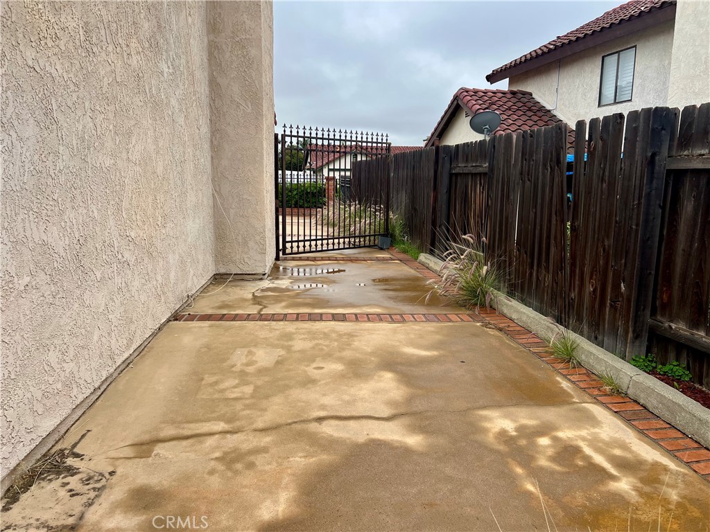 12089 Ponce De Leon Drive