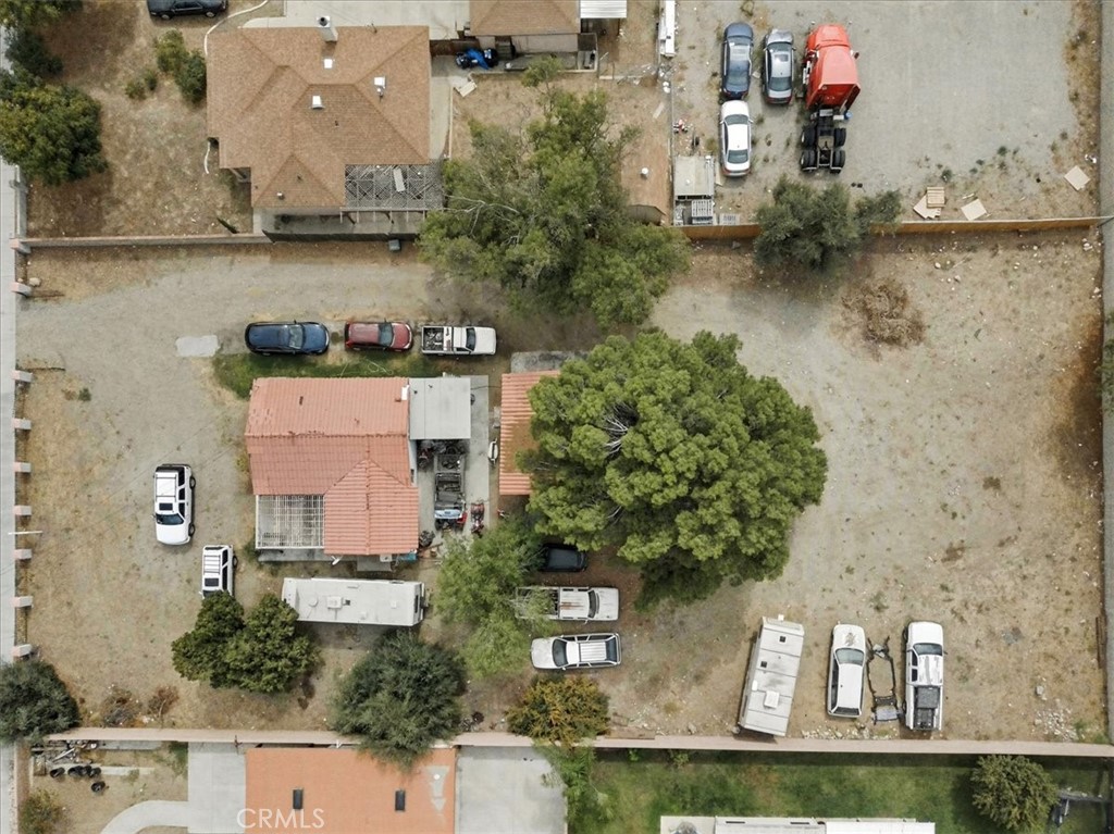 2650 N Linden Avenue