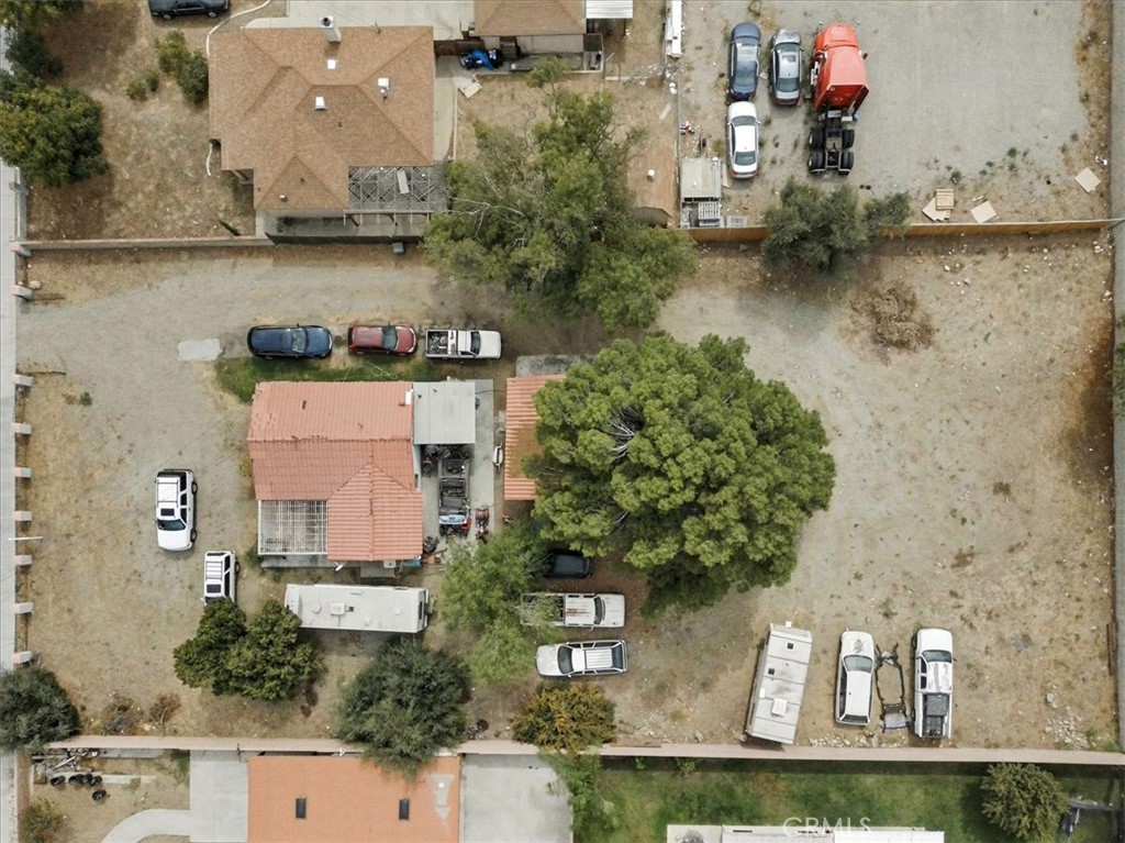 2650 N Linden Avenue