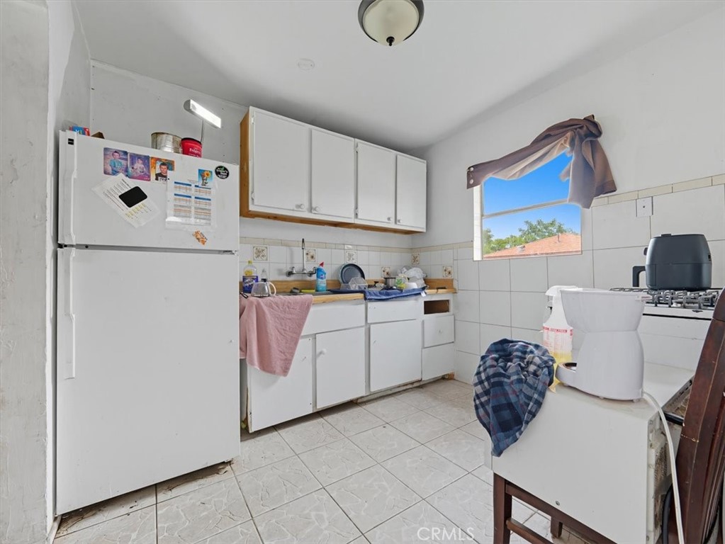 2650 N Linden Avenue