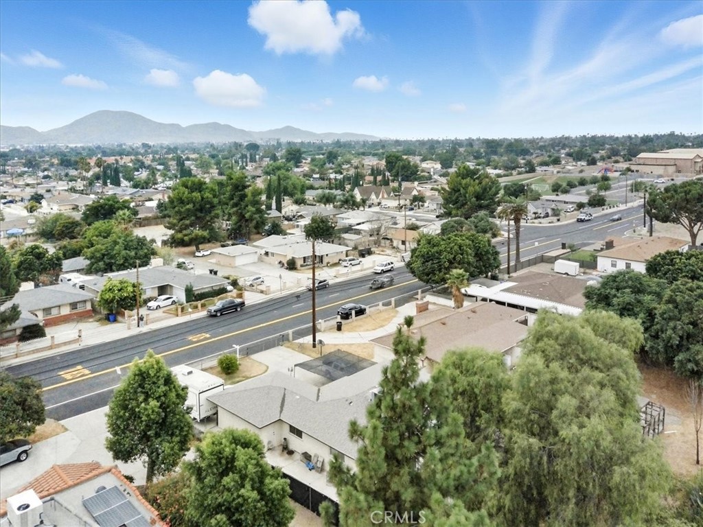 17962 Merrill Avenue