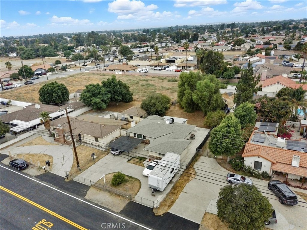 17962 Merrill Avenue