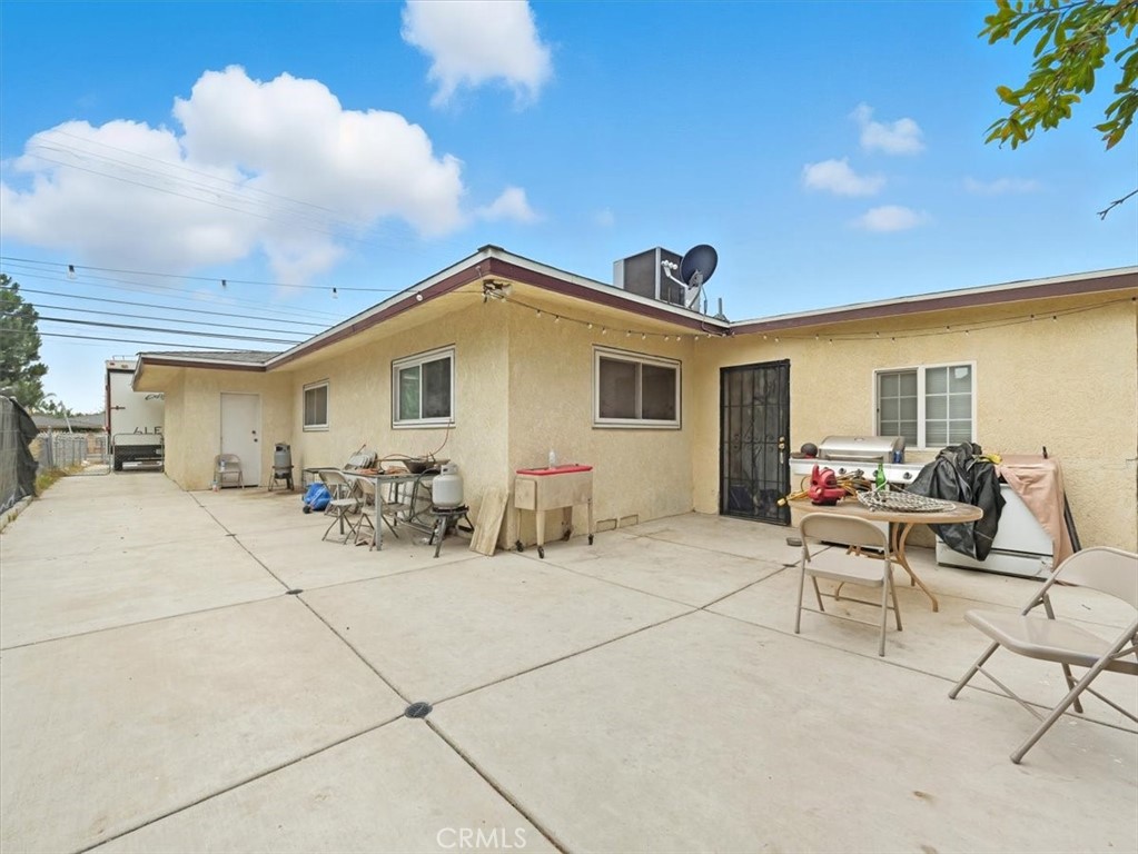 17962 Merrill Avenue