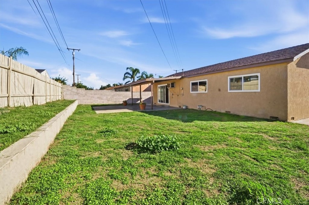 1512 W 6th Street