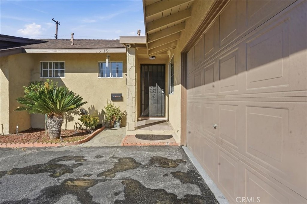 1512 W 6th Street