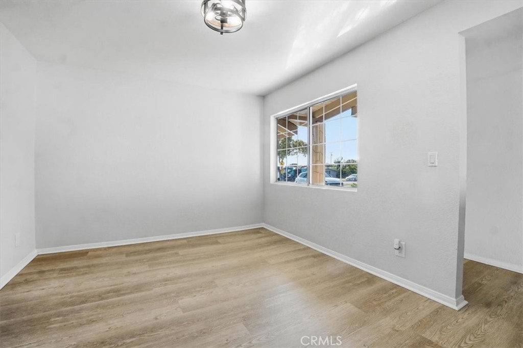 1512 W 6th Street