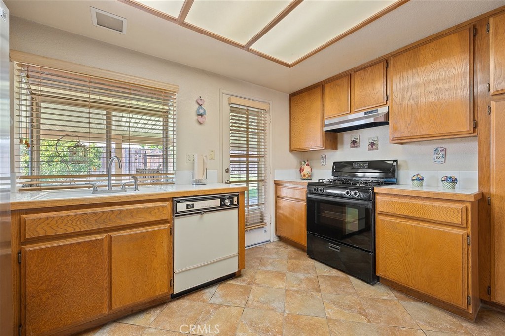 12089 Ponce De Leon Drive