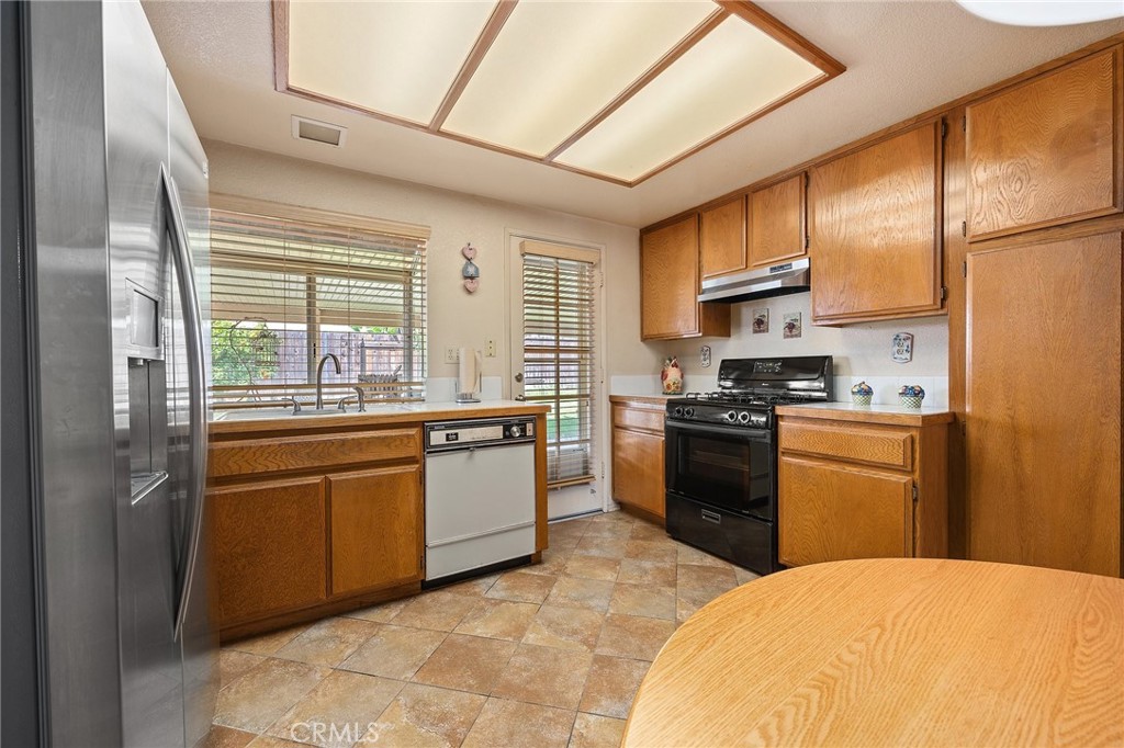 12089 Ponce De Leon Drive