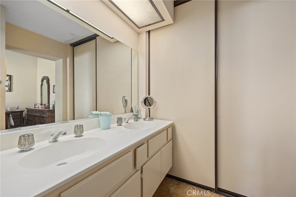 12089 Ponce De Leon Drive